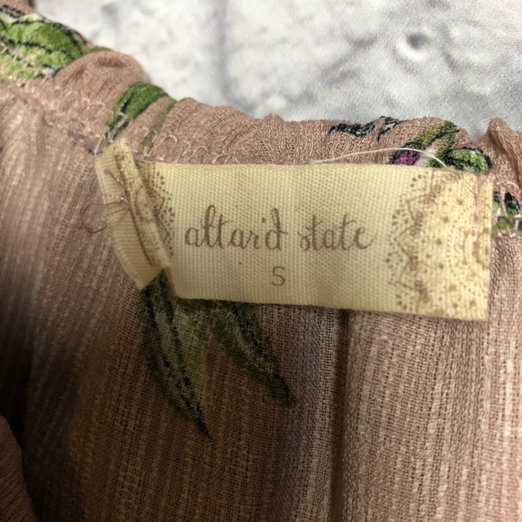 Altar’d state dress - Picture 3 of 7